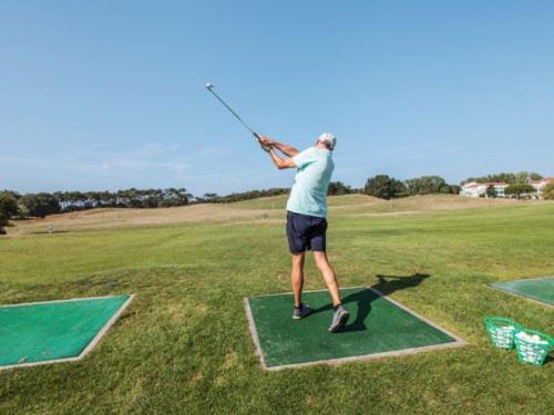 Proche Des Sables D'Olonne Appartement Calme Pour 4 Personnes Situe Face Au Golf De Bourgenay A Talmont St Hilaire Luaran gambar